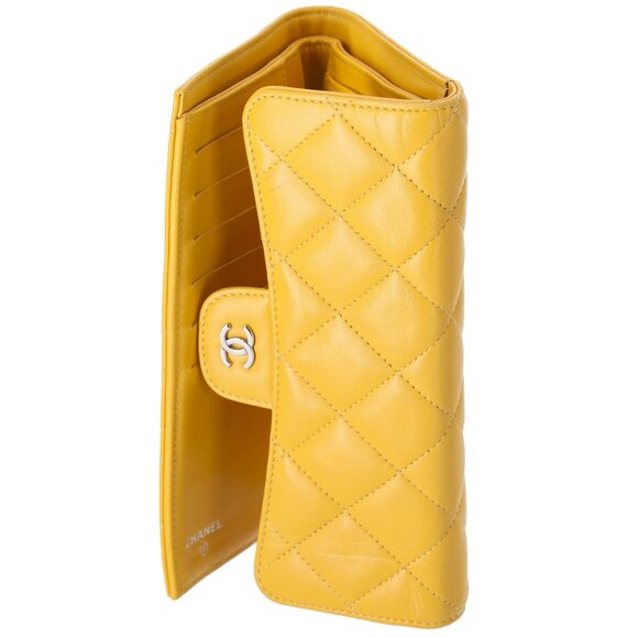 CHANEL Matelasse Trifold Long Wallet Yellow Lambskin Leather - Picture 5 of 7
